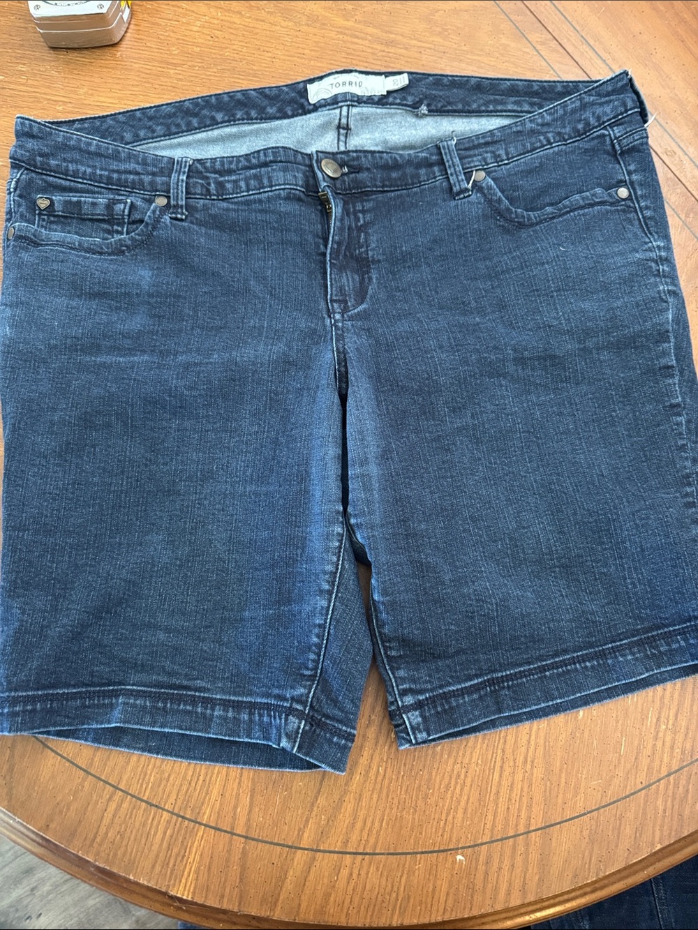torrid Dark Blue Stretch Denim Bermuda Shorts size 20